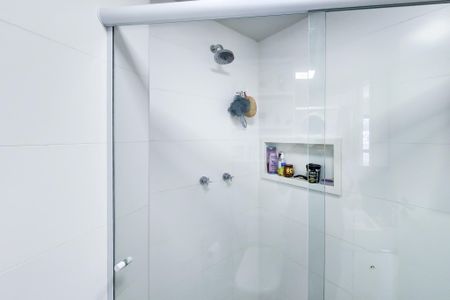 Apartamento à venda com 72m², 2 quartos e 1 vaga Apartamento à venda com 72m², 2 quartos e 1 vagaBanheiro da Suite