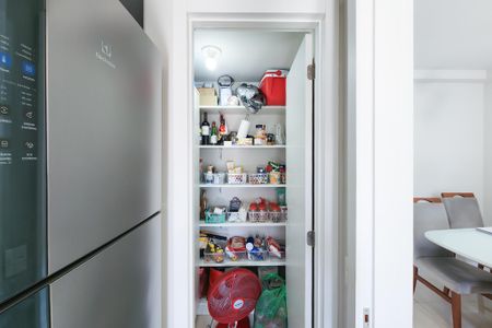 Apartamento à venda com 72m², 2 quartos e 1 vaga Apartamento à venda com 72m², 2 quartos e 1 vagaDespensa