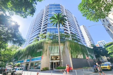 Apartamento à venda com 72m², 2 quartos e 1 vaga