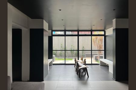 Studio à venda com 35m², 1 quarto e 1 vaga Studio à venda com 35m², 1 quarto e 1 vagaÁrea comum - Salão de festas