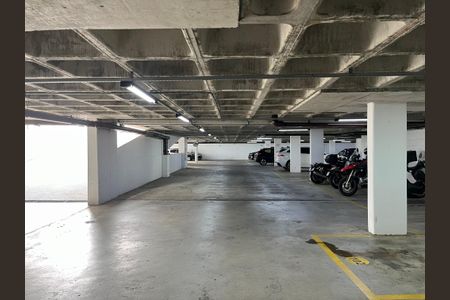 Studio à venda com 35m², 1 quarto e 1 vaga Studio à venda com 35m², 1 quarto e 1 vagaGaragem