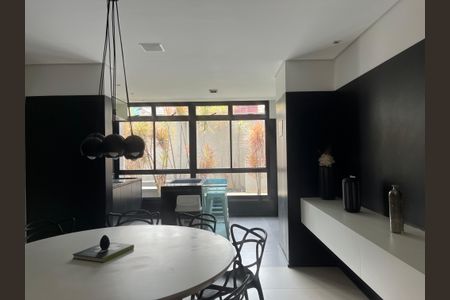 Studio à venda com 35m², 1 quarto e 1 vaga Studio à venda com 35m², 1 quarto e 1 vagaÁrea comum - Salão de festas