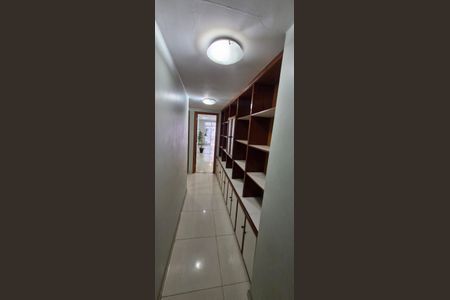 Apartamento à venda com 134m², 3 quartos e 2 vagas Apartamento à venda com 134m², 3 quartos e 2 vagasCorredor