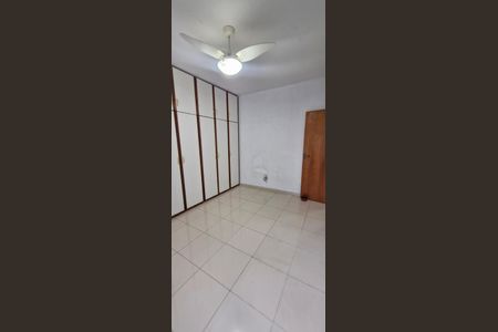 Apartamento à venda com 134m², 3 quartos e 2 vagas Apartamento à venda com 134m², 3 quartos e 2 vagasQuarto