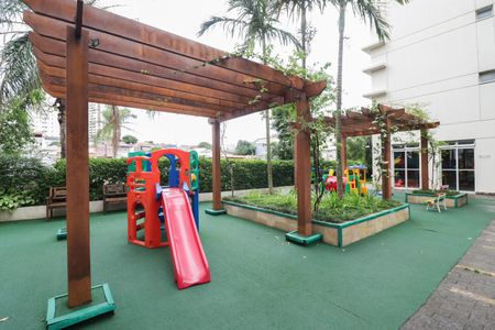 Apartamento à venda com 104m², 3 quartos e 2 vagas Apartamento à venda com 104m², 3 quartos e 2 vagasPlayground