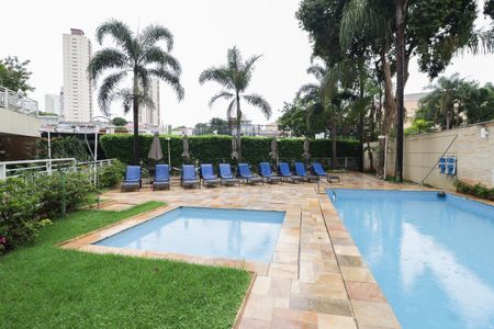 Apartamento à venda com 104m², 3 quartos e 2 vagas Apartamento à venda com 104m², 3 quartos e 2 vagasPiscina