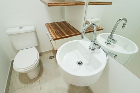 Apartamento à venda com 104m², 3 quartos e 2 vagas Apartamento à venda com 104m², 3 quartos e 2 vagasLavabo