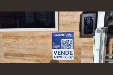 Apartamento à venda com 117m², 3 quartos e 2 vagas Apartamento à venda com 117m², 3 quartos e 2 vagasPlaquinha