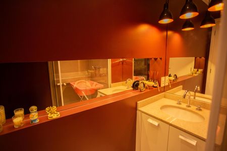 Apartamento à venda com 72m², 2 quartos e 1 vaga Apartamento à venda com 72m², 2 quartos e 1 vagaBANHEIRO