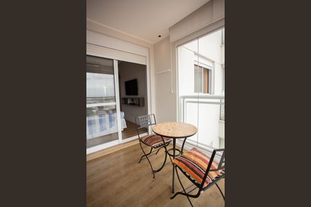 Apartamento à venda com 72m², 2 quartos e 1 vaga Apartamento à venda com 72m², 2 quartos e 1 vagaVARANDA DA SUÍTE