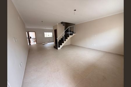 Casa à venda com 3 quartos, 110m² em Vila Lucia, São Paulo