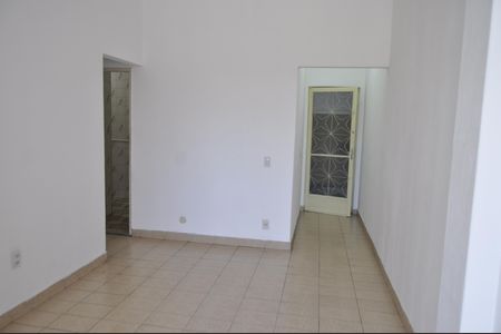 Apartamento para alugar com 60m², 2 quartos e sem vagaSala