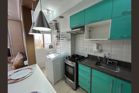 Cozinha de apartamento para alugar com 2 quartos, 54m² em Del Castilho, Rio de Janeiro