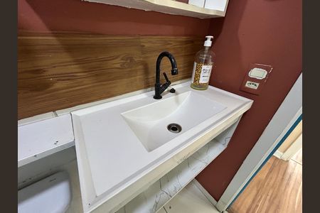 Apartamento à venda com 54m², 2 quartos e 1 vagaBanheiro Social