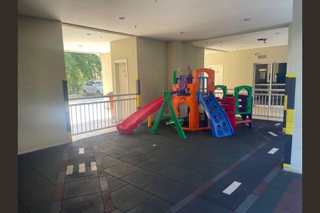 Apartamento à venda com 54m², 2 quartos e 1 vaga Apartamento à venda com 54m², 2 quartos e 1 vagaÁrea comum - Playground