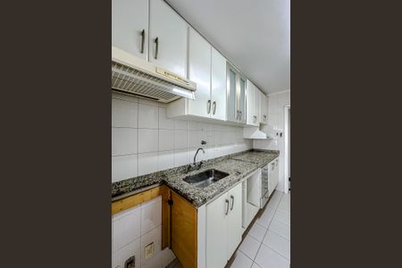 Apartamento à venda com 84m², 2 quartos e 2 vagas Apartamento à venda com 84m², 2 quartos e 2 vagasCozinha