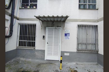 Apartamento à venda com 45m², 2 quartos e 1 vaga Apartamento à venda com 45m², 2 quartos e 1 vagaFachada