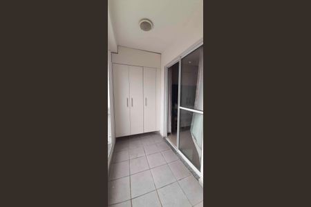 Apartamento para alugar com 68m², 3 quartos e 1 vagaSacada