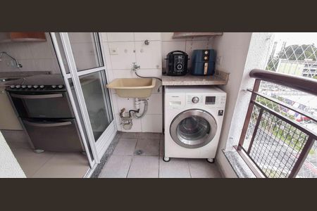 Apartamento para alugar com 68m², 3 quartos e 1 vagaÁrea de Serviço