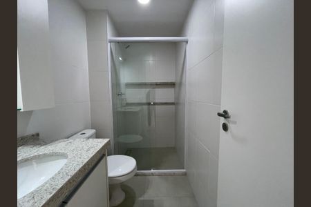 Apartamento para alugar com 57m², 2 quartos e 1 vaga Apartamento para alugar com 57m², 2 quartos e 1 vagaBanheiro