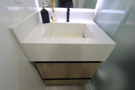 Casa à venda com 140m², 2 quartos e 2 vagasBanheiro Quarto 1 suíte