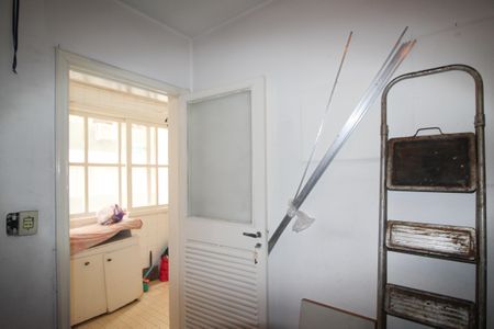 Apartamento à venda com 99m², 2 quartos e sem vaga Apartamento à venda com 99m², 2 quartos e sem vagaQuarto de Serviço