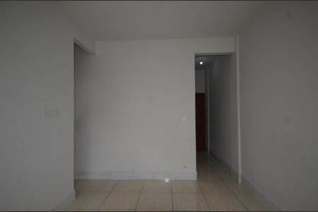 Apartamento para alugar com 67m², 2 quartos e 1 vagaSala