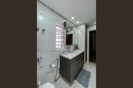 Casa à venda com 190m², 3 quartos e 3 vagasBanheiro da Suíte