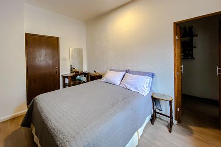 Casa à venda com 190m², 3 quartos e 3 vagasQuarto 1 - Suíte