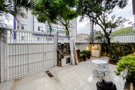 Casa à venda com 190m², 3 quartos e 3 vagasGaragem