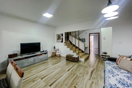 Sala de casa à venda com 3 quartos, 190m² em Vila Monumento, São Paulo
