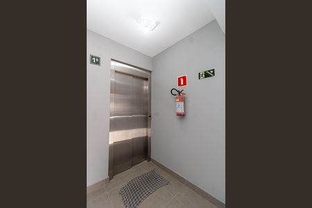 Apartamento para alugar com 28m², 1 quarto e sem vagaÁrea comum - Elevador