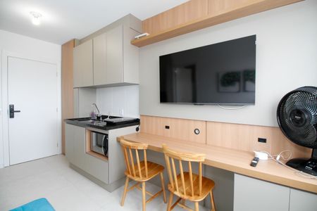 Studio à venda com 27m², 1 quarto e sem vaga Studio à venda com 27m², 1 quarto e sem vagaSala e Cozinha