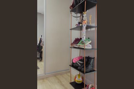 Apartamento à venda com 93m², 2 quartos e 2 vagasSuíte 2