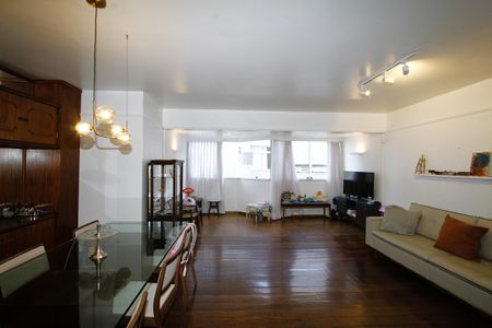 Apartamento à venda com 180m², 4 quartos e 3 vagasSala