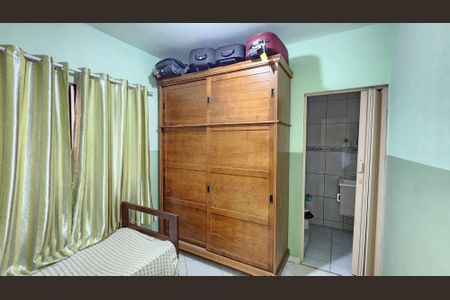 Casa para alugar com 327m², 4 quartos e 4 vagasQuarto