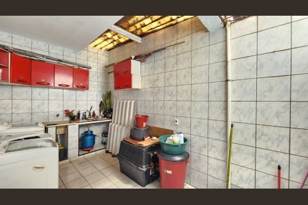 Casa para alugar com 327m², 4 quartos e 4 vagasLavanderia