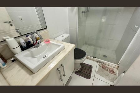 Apartamento à venda com 77m², 3 quartos e 1 vagaBanheiro da Suíte