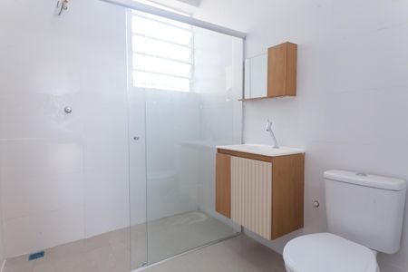 Casa à venda com 250m², 3 quartos e 3 vagas Casa à venda com 250m², 3 quartos e 3 vagasBanheiro da Suíte