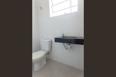 Casa à venda com 250m², 3 quartos e 3 vagas Casa à venda com 250m², 3 quartos e 3 vagasBanheiro Social