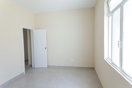 Casa à venda com 250m², 3 quartos e 3 vagas Casa à venda com 250m², 3 quartos e 3 vagasquarto 1
