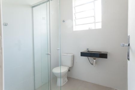 Casa à venda com 250m², 3 quartos e 3 vagas Casa à venda com 250m², 3 quartos e 3 vagasBanheiro Social