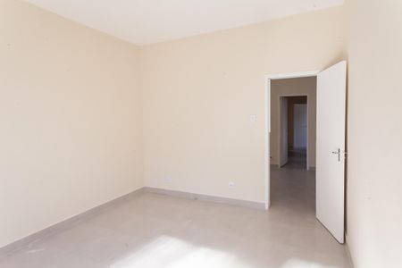 Sala de TV de casa à venda com 3 quartos, 250m² em Santa Tereza, Belo Horizonte