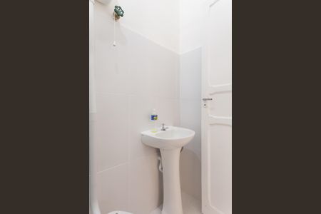 Casa à venda com 250m², 3 quartos e 3 vagas Casa à venda com 250m², 3 quartos e 3 vagasbanheiro social 1 / casa 2