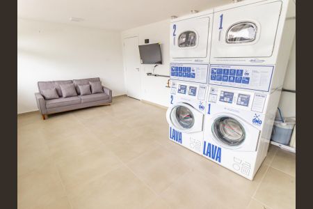 Apartamento à venda com 44m², 2 quartos e sem vaga Apartamento à venda com 44m², 2 quartos e sem vagaÁrea comum - Lavanderia