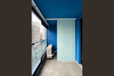 Studio para alugar com 50m², 1 quarto e 1 vaga Studio para alugar com 50m², 1 quarto e 1 vagaVaranda Studio