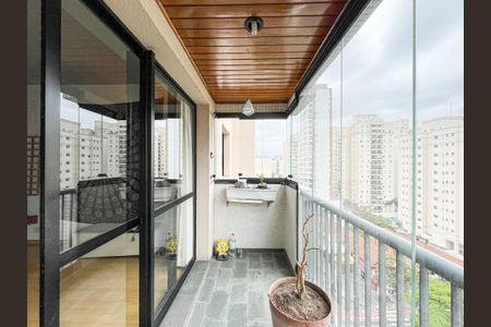 Apartamento à venda com 90m², 3 quartos e 2 vagasSacada