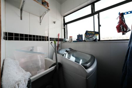 Apartamento à venda com 59m², 2 quartos e 1 vagaSala/Cozinha