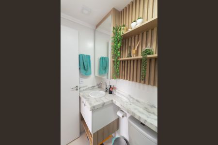 Apartamento à venda com 52m², 2 quartos e 1 vaga Apartamento à venda com 52m², 2 quartos e 1 vagaBanheiro