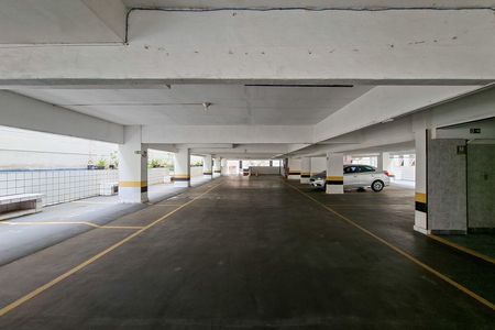 Apartamento para alugar com 25m², 0 quarto e 1 vaga Apartamento para alugar com 25m², 0 quarto e 1 vagaGaragem